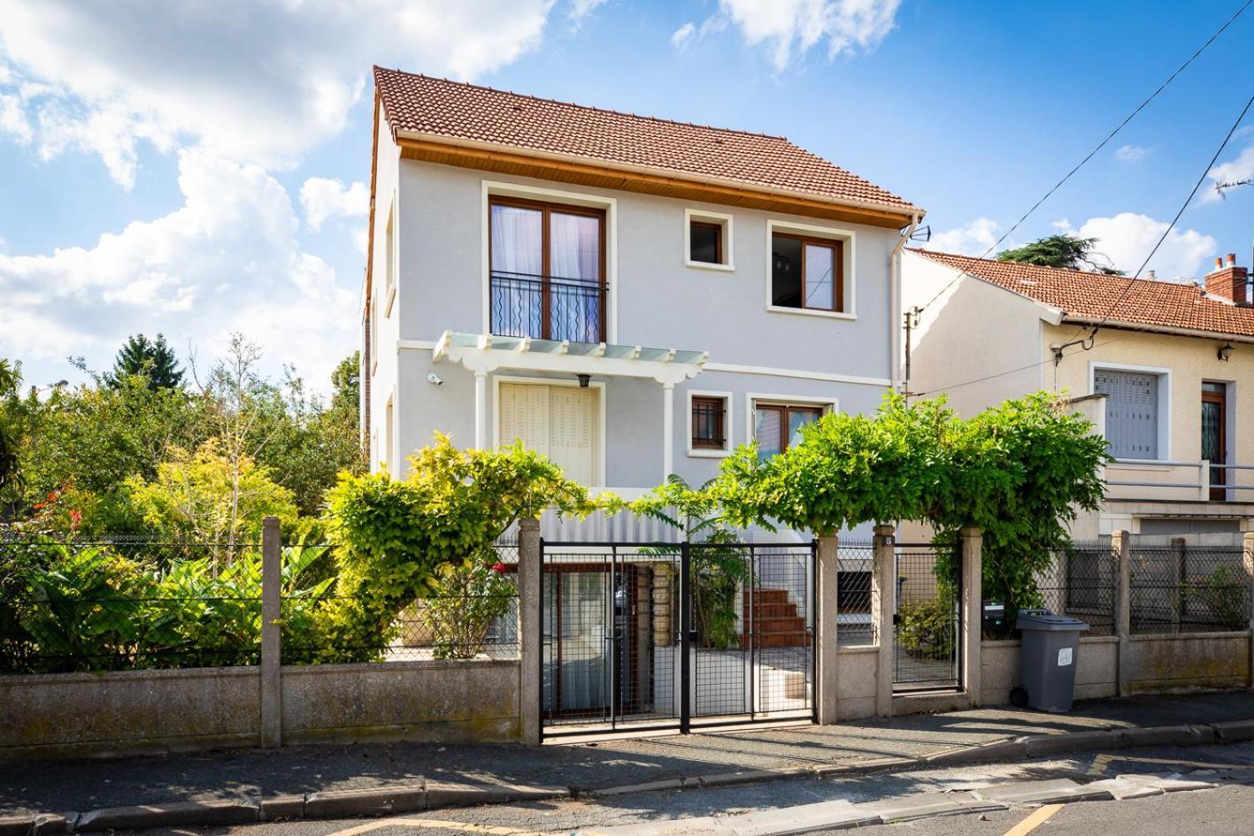 Residence Artemis Paris Orly Aeroport Villeneuve-le-Roi Exterior photo